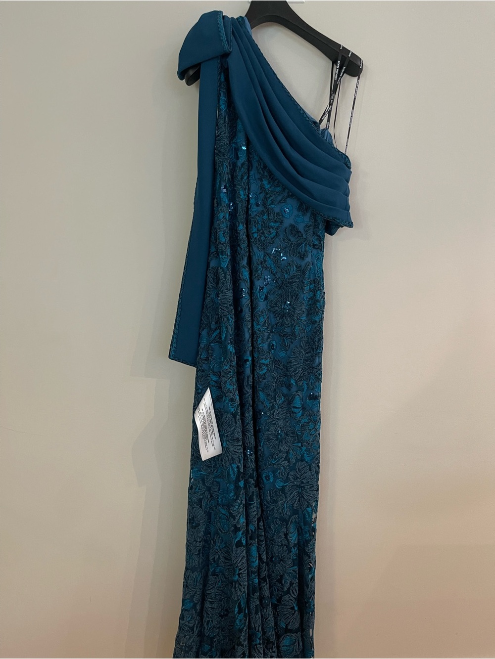 NEW Tadashi Shoji Beaded Floral One-Shoulder Gown In Cerulean Dress Size 10 - Picture 9 of 13